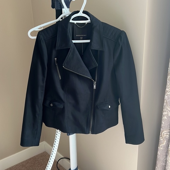 Brand new Banana Republic jacket size M but fit like a large - Picture 3 of 4